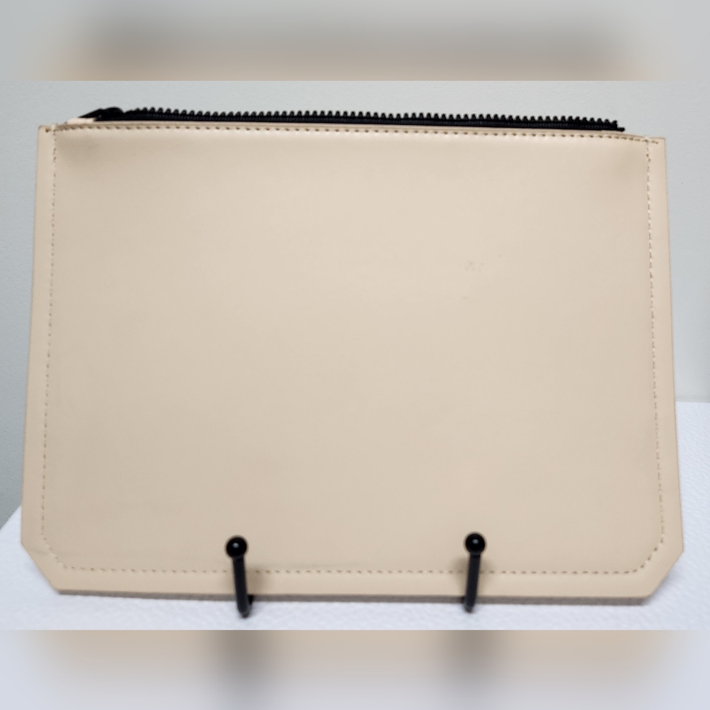 YSL BEAUTE Pouch/Clutch NWOT - Picture 3 of 7